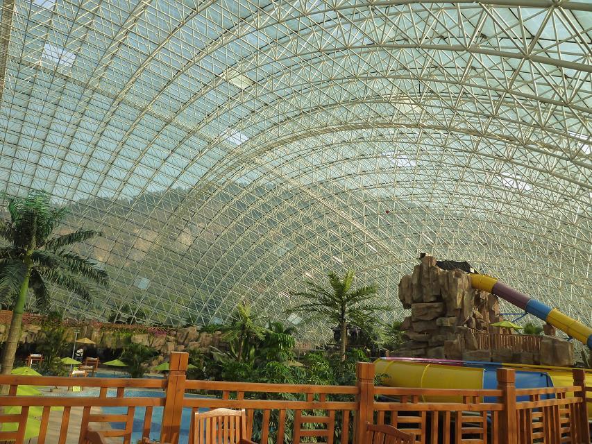 吐鲁番游乐场网架